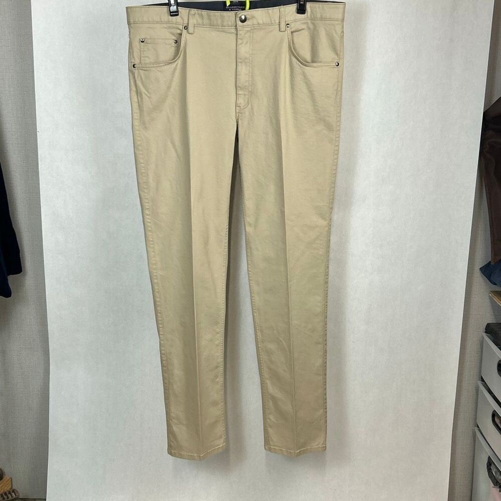 Roundtree & Yorke Mens Khakis Chinos Pants Sz 42x36 Stretch Comfort
